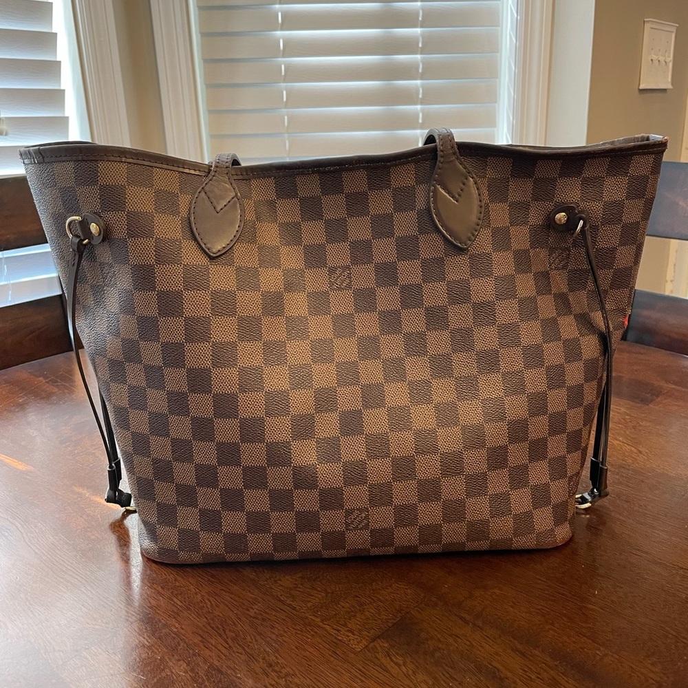 Authentic Louis Vuitton Neverfull MM in Damier Ebene